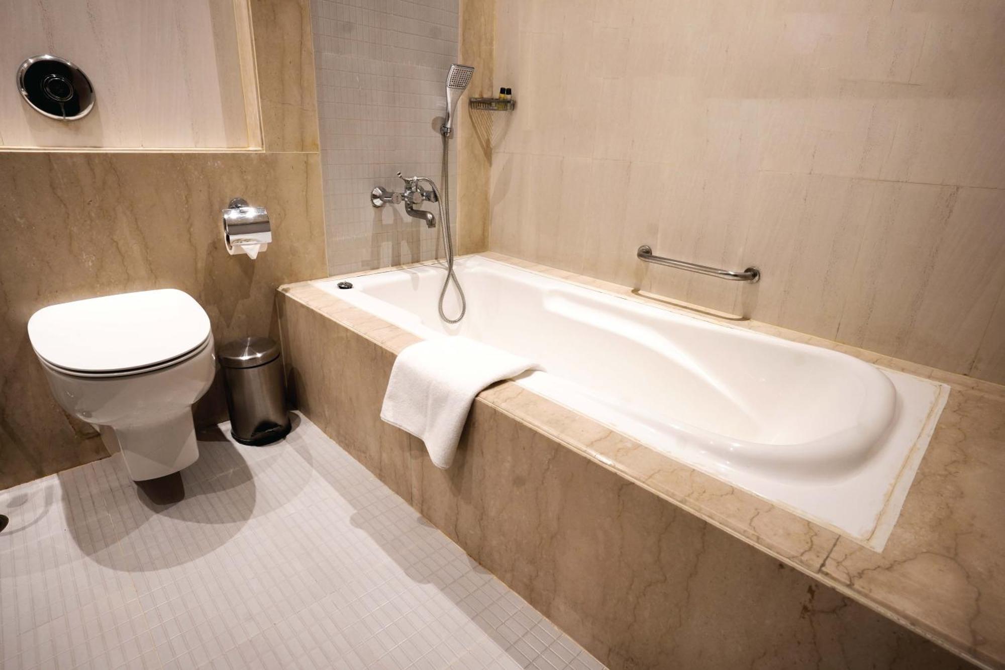Leisure Inn Grand Chanakya Divisione di Divisione di Jaipur Esterno foto